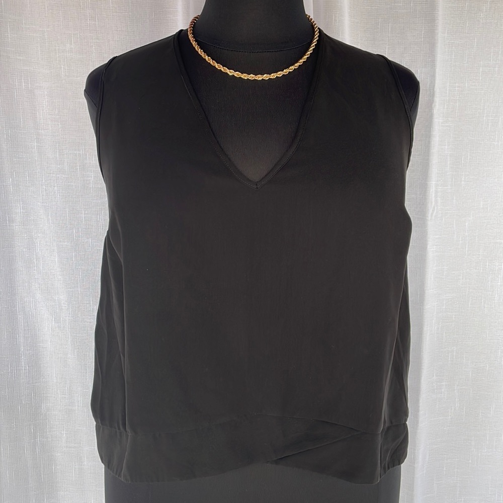 Black crop top